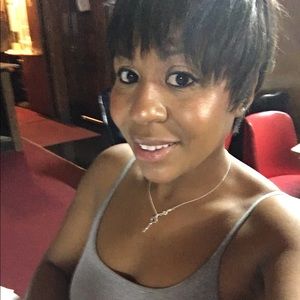 Meet your Posher, Stacey